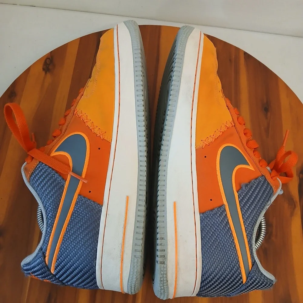 Nike see images